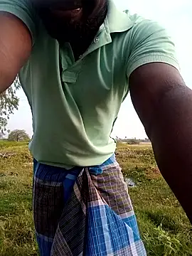 Snapshot of dolphiinn chatting on February 19, 2026, 2:29 am dolphiinn online show from February 19, 2026, 2:29 am