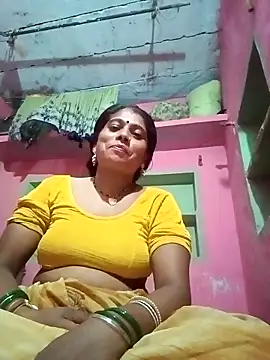 Snapshot of sanjna_sharmaa chatting on September 20, 2025, 2:40 pm sanjna sharmaa online show from September 20, 2025, 2:40 pm