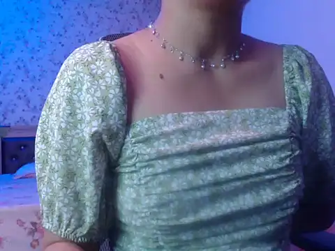 Snapshot of snow_white123 chatting on November 6, 2025, 9:15 pm snow white123 online show from November 6, 2025, 9:15 pm