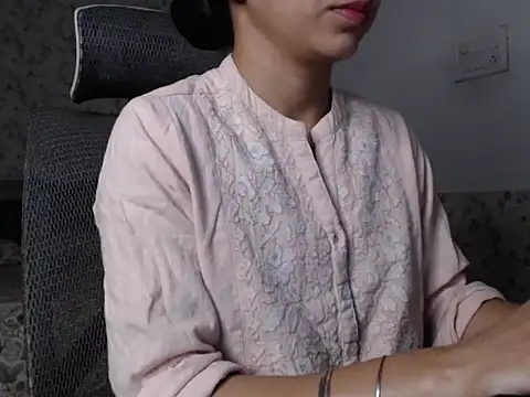 Snapshot of snow_white123 chatting on December 14, 2025, 8:57 pm snow white123 online show from December 14, 2025, 8:57 pm