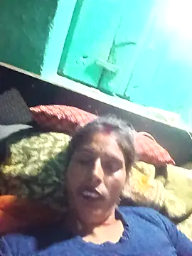 Snapshot of Arti13A chatting on April 28, 2026, 3:06 pm Arti13A online show from April 28, 2026, 3:06 pm