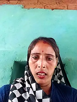 Snapshot of Arti13A chatting on May 6, 2026, 1:14 am Arti13A online show from May 6, 2026, 1:14 am