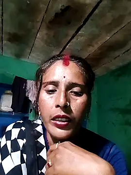 Snapshot of Arti13A chatting on June 18, 2026, 11:36 am Arti13A online show from June 18, 2026, 11:36 am