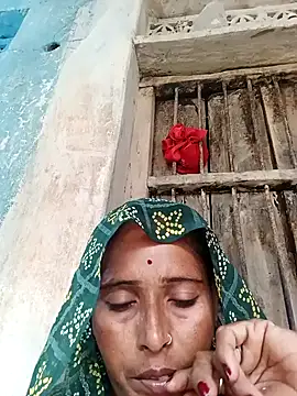 Snapshot of Arti13A chatting on July 19, 2026, 1:42 am Arti13A online show from July 19, 2026, 1:42 am