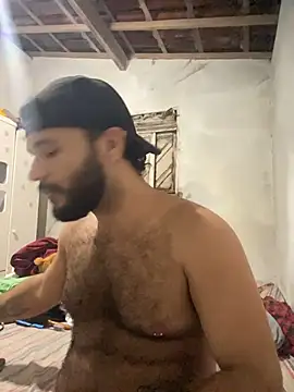 Snapshot of spiderfindom chatting on June 18, 2026, 3:40 am spiderfindom online show from June 18, 2026, 3:40 am