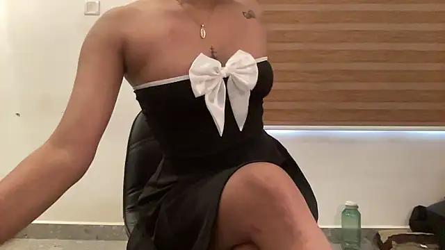 LucytheDevilQueen online show from November 30, 2025, 2:59 am