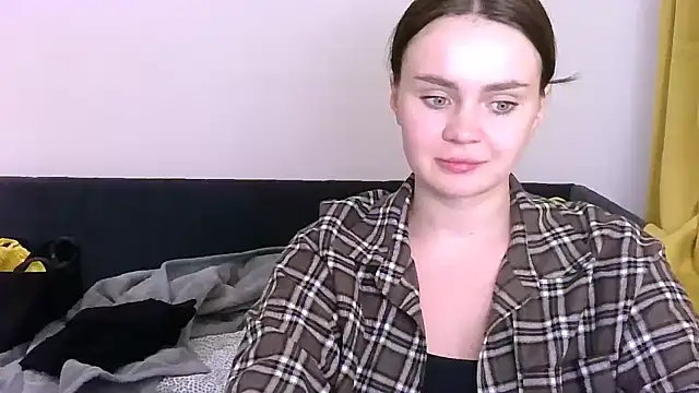 Snapshot of Bonny_Candy chatting on November 29, 2025, 11:08 pm Bonny Candy online show from November 29, 2025, 11:08 pm