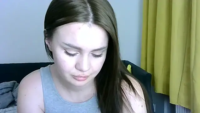 Snapshot of Bonny_Candy chatting on December 21, 2025, 2:57 pm Bonny Candy online show from December 21, 2025, 2:57 pm