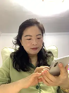 Snapshot of cgooh-611 chatting on April 14, 2026, 3:56 am cgooh-611 online show from April 14, 2026, 3:56 am
