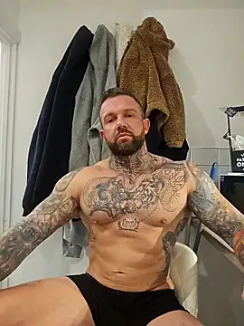 Snapshot of tattedmuscle1 chatting on November 16, 2025, 4:56 pm tattedmuscle1 online show from November 16, 2025, 4:56 pm