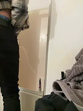 Snapshot of daddysterling chatting on February 28, 2026, 5:41 am daddysterling online show from February 28, 2026, 5:41 am