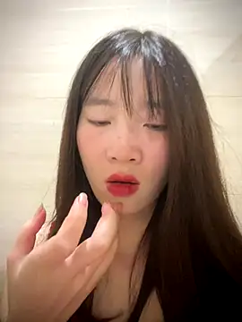 littleqiu online show from September 22, 2025, 11:12 am