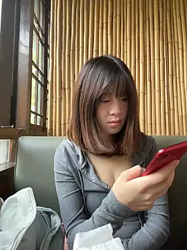 Snapshot of littleqiu chatting on April 23, 2026, 10:58 am littleqiu online show from April 23, 2026, 10:58 am