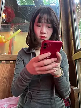 Snapshot of littleqiu chatting on May 3, 2026, 9:26 am littleqiu online show from May 3, 2026, 9:26 am