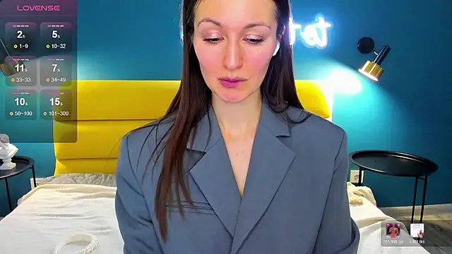 Joan Nelson online show from January 18, 2026, 2:15 am