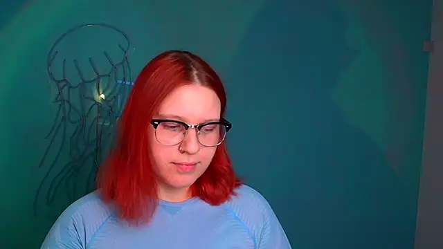 ScarletVixen  online show from September 20, 2025, 5:14 pm