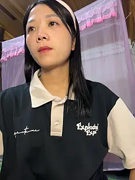 thaoyeuuu online show from October 24, 2025, 11:50 am