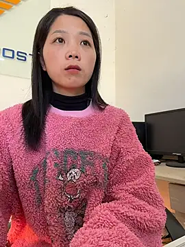 thaoyeuuu online show from December 1, 2025, 2:16 am