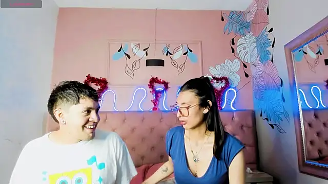 Ethan N Abby online show from September 18, 2025, 8:11 pm