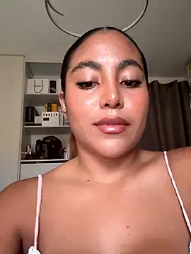 Snapshot of MegannHills chatting on January 10, 2026, 3:36 pm MegannHills online show from January 10, 2026, 3:36 pm