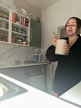 AlyssaAngell online show from September 15, 2025, 10:04 am