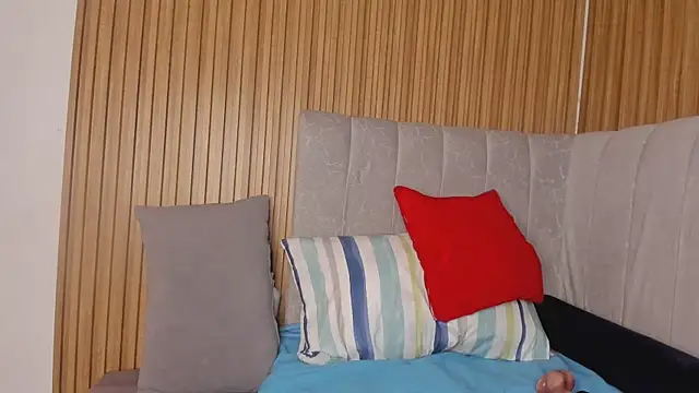 abby swith41 online show from October 9, 2025, 4:32 am