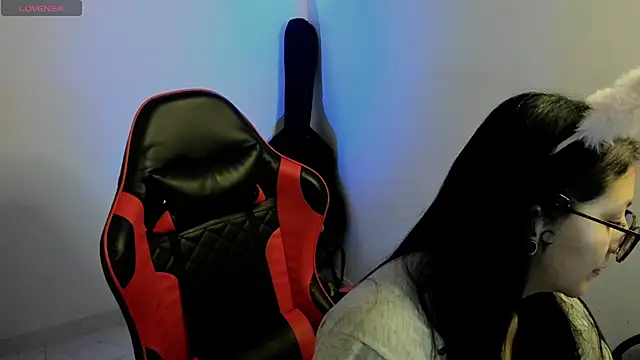 lilitth777 online show from September 14, 2025, 12:21 am