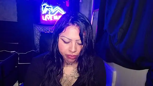 chicanachic13 online show from January 10, 2026, 5:09 am