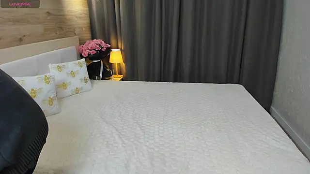Snapshot of Babyy_Lynaa chatting on October 10, 2025, 5:06 am Babyy Lynaa online show from October 10, 2025, 5:06 am