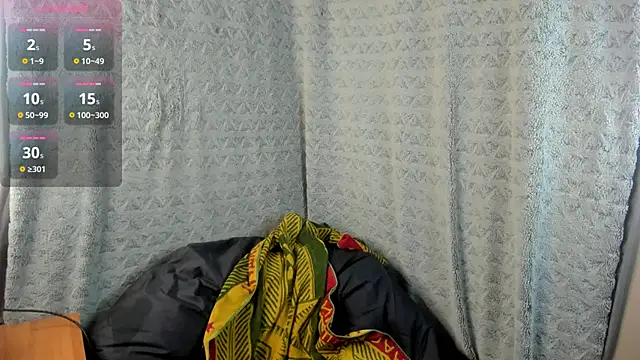 MiaLores online show from March 25, 2026, 9:04 am