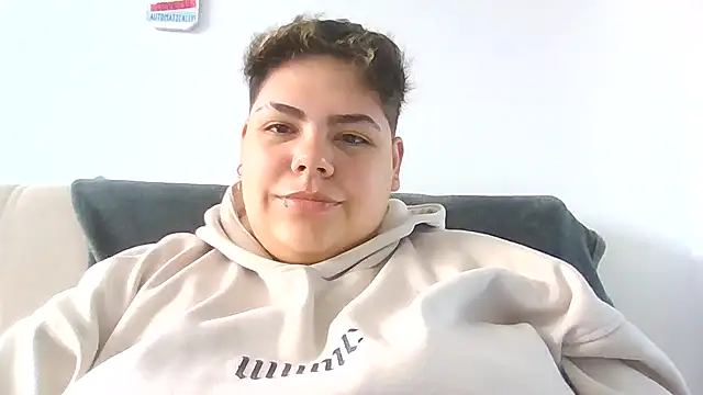 Hailey Curvy online show from December 4, 2025, 5:43 pm