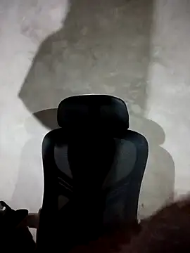 milo123-xx online show from April 12, 2026, 12:21 pm