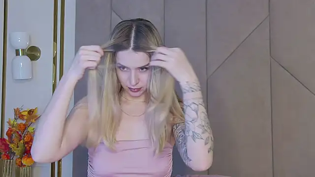 Touch me online show from November 23, 2025, 4:29 pm