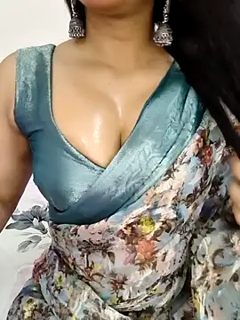 Snapshot of Cute_merry01 chatting on April 5, 2026, 3:04 am Cute merry01 online show from April 5, 2026, 3:04 am