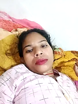 Snapshot of Rubi_sarma chatting on September 27, 2025, 11:32 pm Rubi sarma online show from September 27, 2025, 11:32 pm