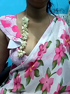 jaan-step online show from May 12, 2026, 8:06 pm