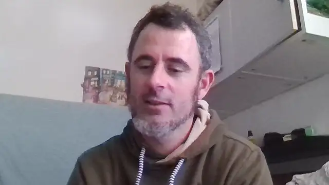 Snapshot of whatYwantMorrre chatting on December 1, 2025, 11:04 am whatYwantMorrre online show from December 1, 2025, 11:04 am