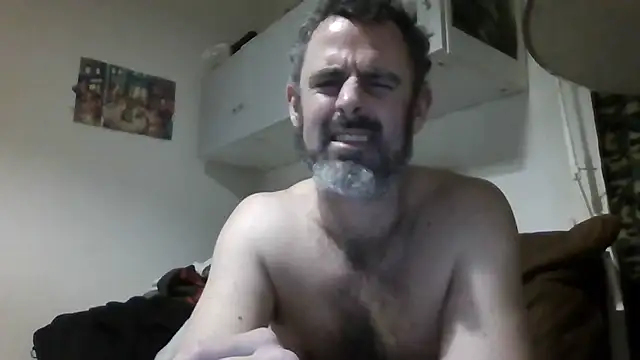 Snapshot of whatYwantMorrre chatting on December 13, 2025, 7:53 pm whatYwantMorrre online show from December 13, 2025, 7:53 pm