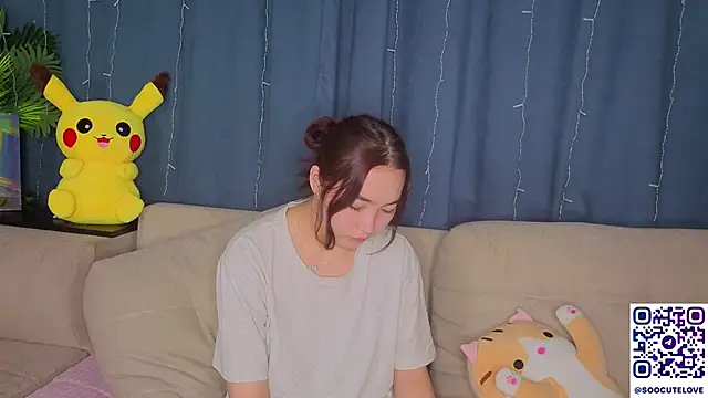 ColettaMejias online show from December 19, 2025, 9:00 pm