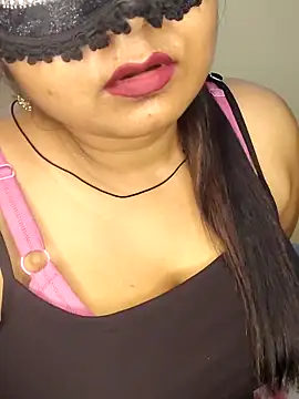 Hot modal online show from June 4, 2026, 6:58 pm