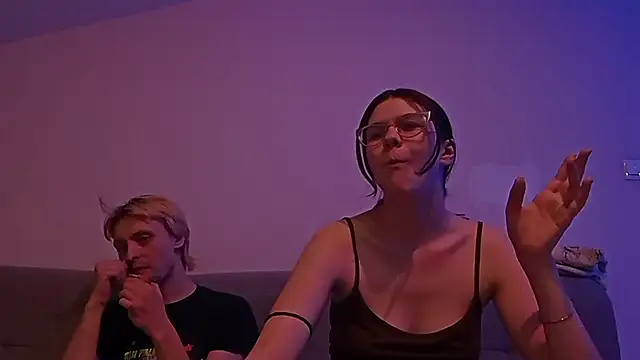 LaVostraDorothy online show from March 21, 2026, 8:01 pm