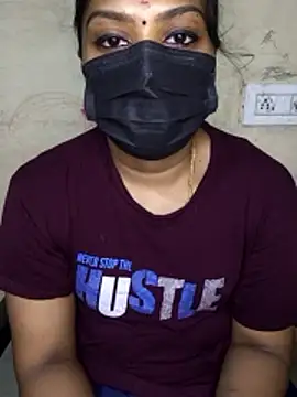 Snapshot of Tamil_Attitude_queen chatting on October 17, 2025, 7:38 pm Tamil Attitude queen online show from October 17, 2025, 7:38 pm