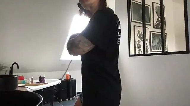 AmyStone   online show from March 31, 2026, 8:48 am