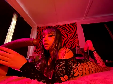 Snapshot of GoddessJemma chatting on September 8, 2025, 9:14 pm GoddessJemma online show from September 8, 2025, 9:14 pm