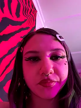 Snapshot of GoddessJemma chatting on October 2, 2025, 3:46 am GoddessJemma online show from October 2, 2025, 3:46 am