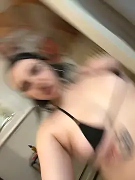 Snapshot of GoddessJemma chatting on November 6, 2025, 10:43 pm GoddessJemma online show from November 6, 2025, 10:43 pm