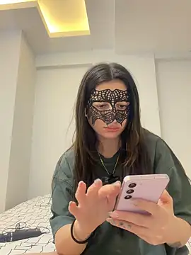 0gece0 online show from March 27, 2026, 5:23 pm