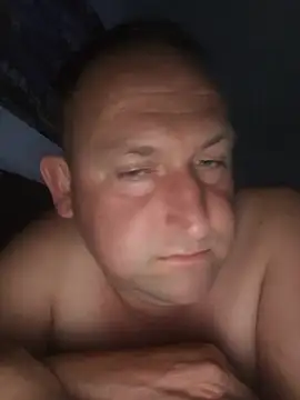 Snapshot of GenuineDedication42 chatting on July 29, 2026, 9:02 pm GenuineDedication42 online show from July 29, 2026, 9:02 pm