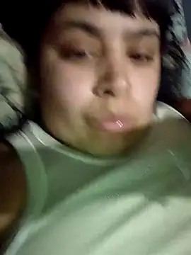 Snapshot of Pomelit00 chatting on February 24, 2026, 2:09 am Pomelit00 online show from February 24, 2026, 2:09 am