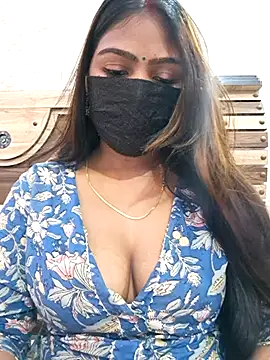 Snapshot of anjalibb chatting on April 6, 2026, 7:31 am anjalibb online show from April 6, 2026, 7:31 am